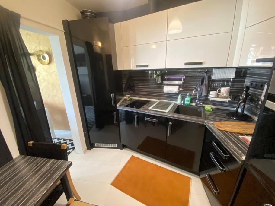 Lovely 1-Bedroom Apartament With Free Parking Sofia Exterior foto